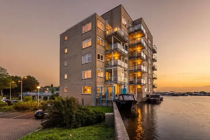 Appartement te koop: Klipper 68, Weteringpark Alphen Aan Den Rijn