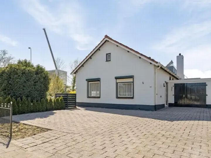 Detached house for sale: Kloetingseweg 19, Goes-Zuid Goes
