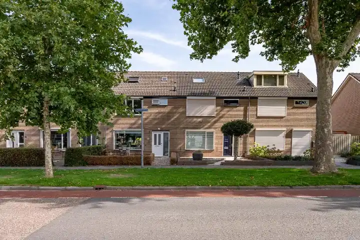 Tussenwoning te koop: Klokbekerweg 116, Oosthoek Elburg