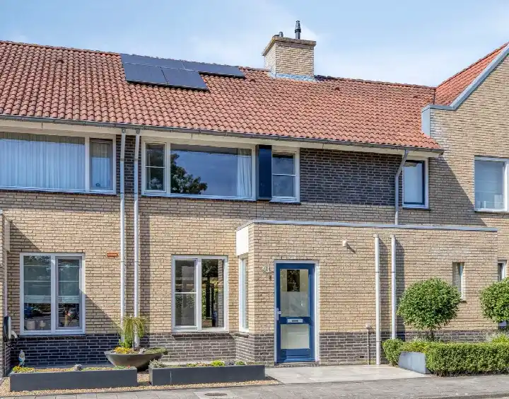 Tussenwoning te koop: Klompeind 19, Heuveleind Best