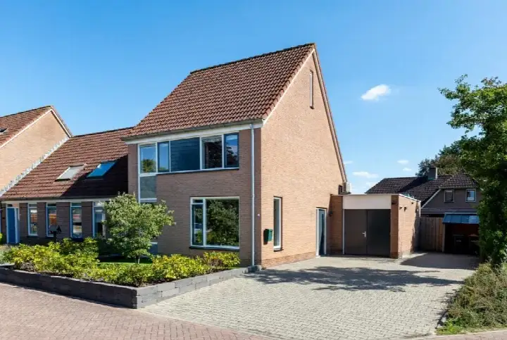 Corner house for sale: Klompenmaker 6, Wesepe Kern Wesepe