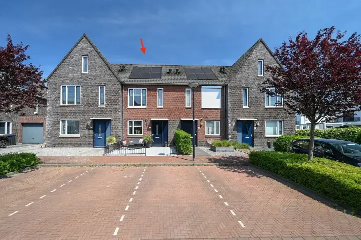 Tussenwoning te koop: Klompenmaker 67, de Maricken-Veenzijde Wilnis