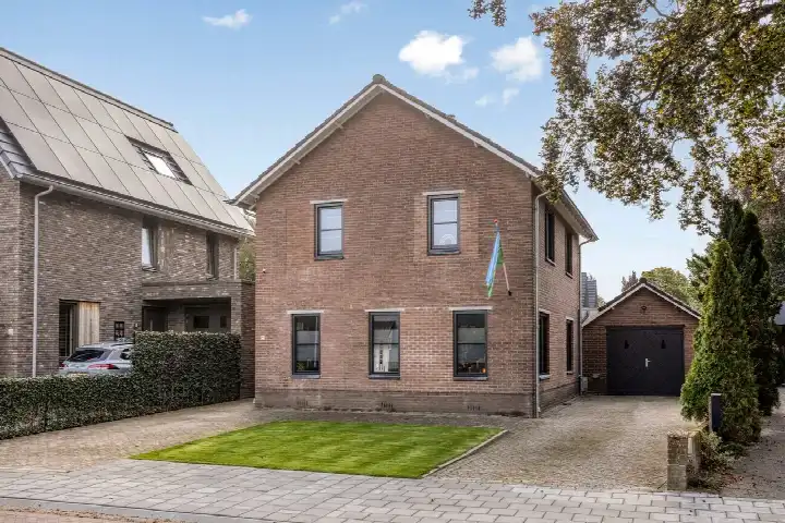 Detached house for sale: Klomperweg 73, Centrum Lunteren Lunteren