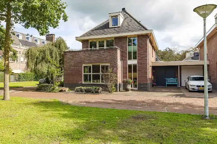 Hoekwoning te koop: Kloosterdreef 1, Huijbergen Huijbergen