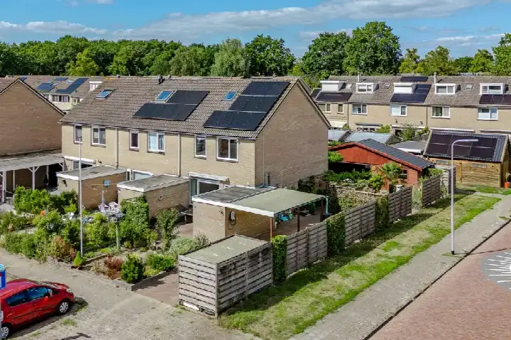 Corner house for sale: Kloosterhof 2, Polhaar Dalfsen