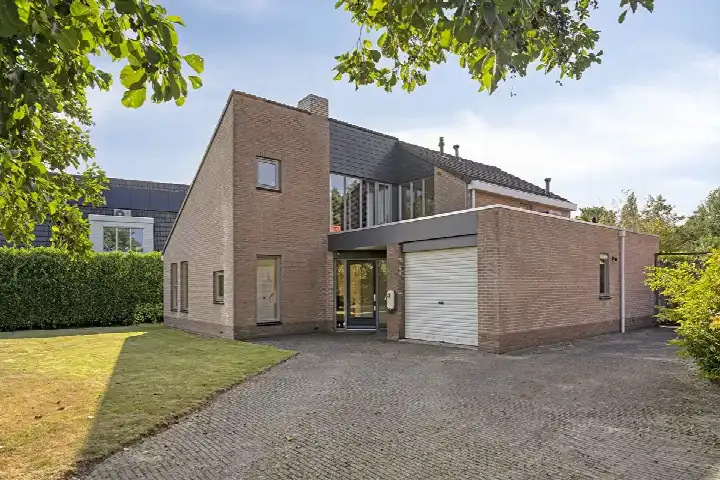 Detached house for sale: Kloosterlaan 33, Winschoten-Grintweg Winschoten