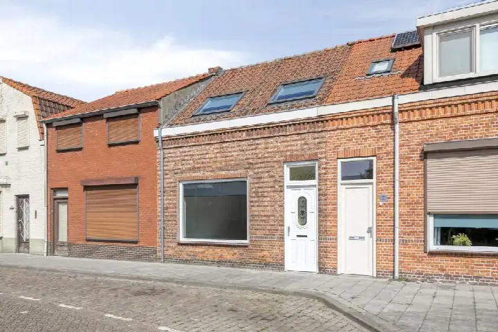 Terraced house for sale: Kloosterlaan 57, Kern Sas van Gent Sas Van Gent