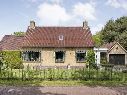 Vrijstaande woning te koop: Kloosterstraat 1, Ruinen Ruinen