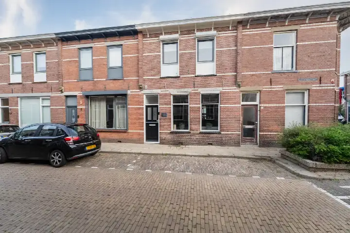 Tussenwoning te koop: Kloosterstraat 3, Brunnepe Kampen