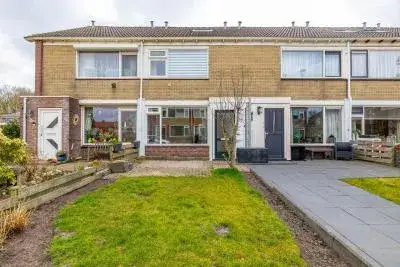 Tussenwoning te koop: Kloosterstraat 35, Ten Boer Dorp Ten Boer