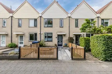 Tussenwoning te koop: Kluft 36, Veldenbuurt Meppel