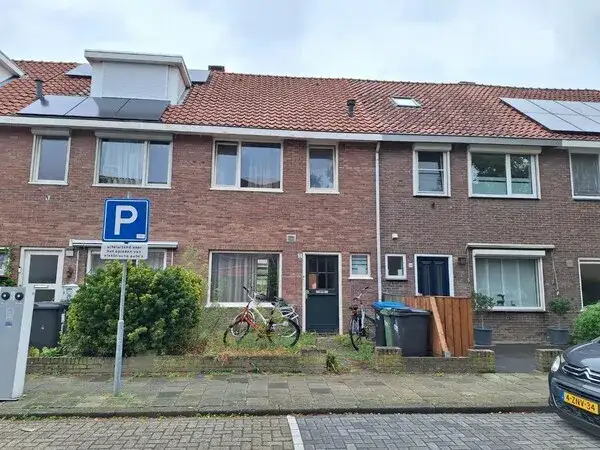 Tussenwoning te koop: Klundertstraat 11, Het Ven Eindhoven