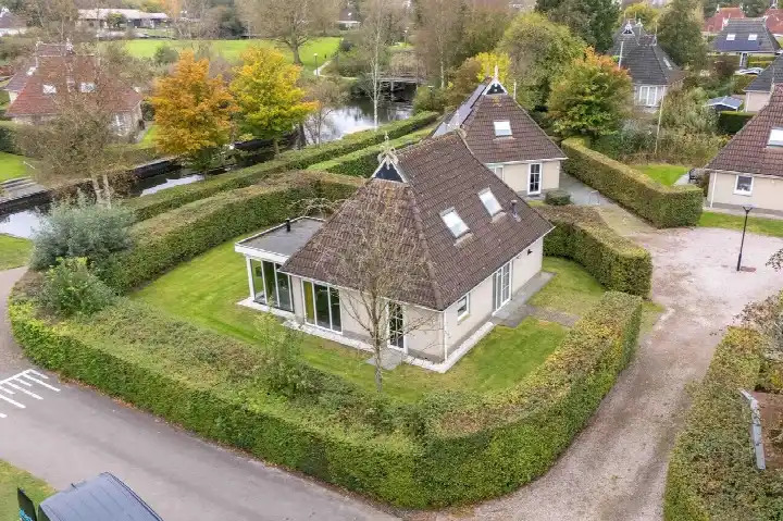 Vrijstaande woning te koop: Koaidyk 6-616, Earnewâld Earnewâld