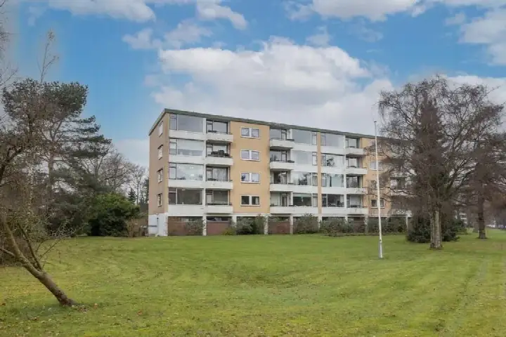 Apartment for rent: Koekoeklaan 75, Ooster Eng-Noord Bussum
