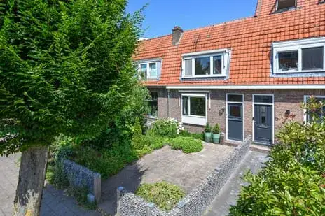 Terraced house for sale: Koen van Oosterwijklaan 48, Randwijck West Amstelveen