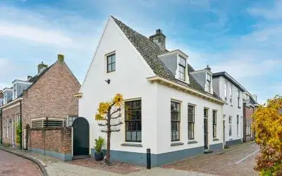 Tussenwoning te koop: Koestraat 21, Vianen binnenstad Vianen