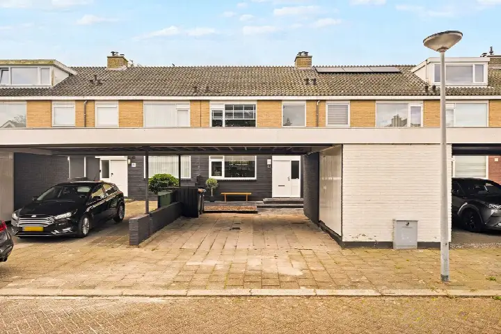 Tussenwoning te koop: Kofstraat 83, Nieuw Den Helder Zuid-Oost Den Helder