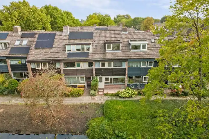 Terraced house for sale: Koggewaard 30, Huiswaard-2-West Alkmaar