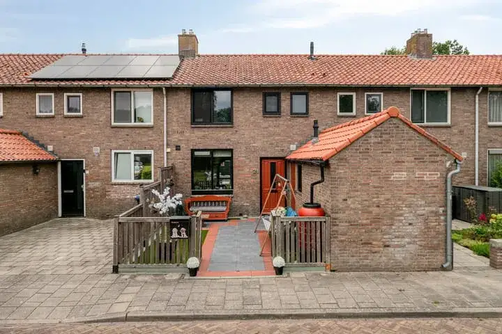 Terraced house for sale: Kolk 21, Scheerwolde Scheerwolde
