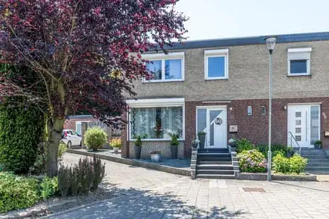 Corner house for sale: Kolmondstraat 48, Vaals Vaals