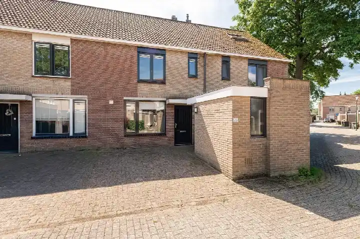 Tussenwoning te koop: Kompas 25, De Horden Schepen Wijk Bij Duurstede