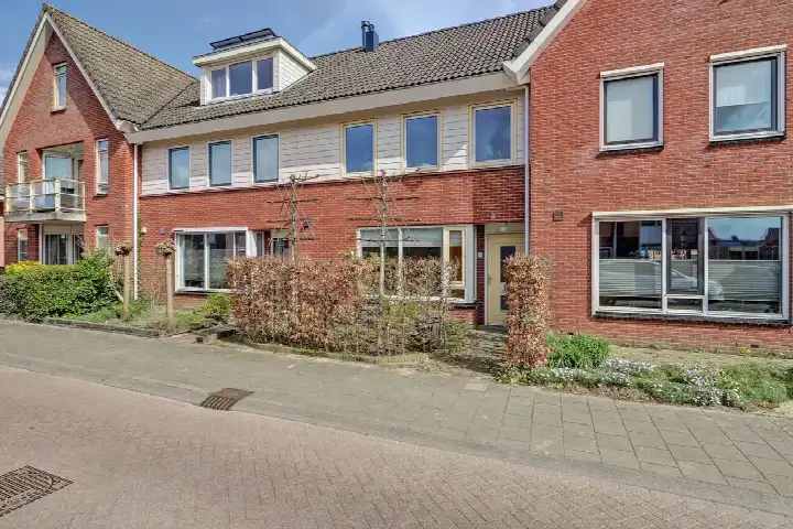 Terraced house for sale: Kon Julianalaan 7, Amerongen-Dorp Amerongen