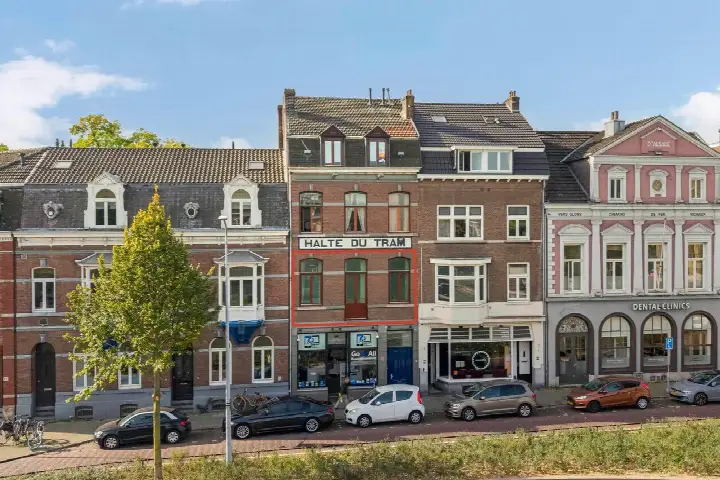 Studio te koop: Koningin Emmaplein 12B01, Mariaberg Maastricht