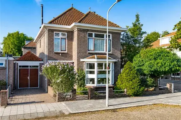 Vrijstaande woning te koop: Koningin Emmastraat 11, Haarwijk West Gorinchem