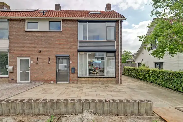 Corner house for sale: Koningin Emmastraat 16, Aalst Aalst