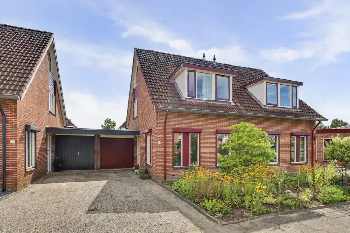 Tussenwoning te koop: Koningin Julianalaan 39, Steenderen Steenderen