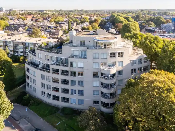 Appartement te koop: Koningin Julianaplein 67, 't Lien zuid Leidschendam