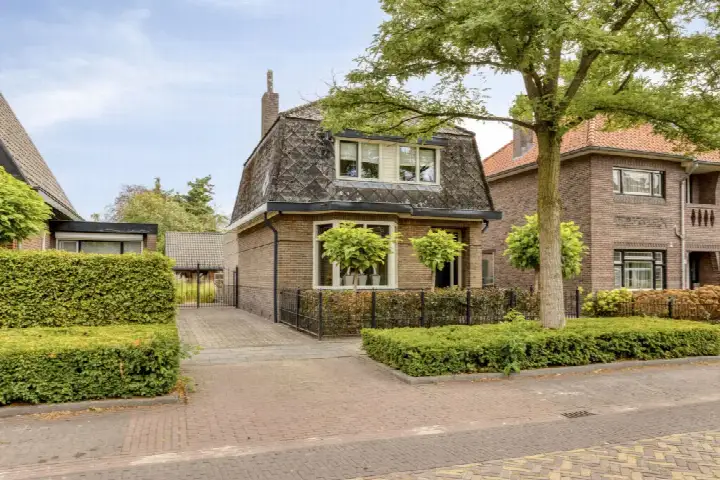 Vrijstaande woning te koop: Koningin Wilhelminalaan 27, Aalst Waalre