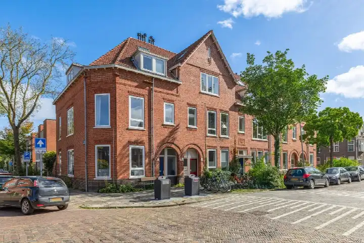 Apartment for sale: Koninginnelaan 55A, Noorderplantsoenbuurt Groningen
