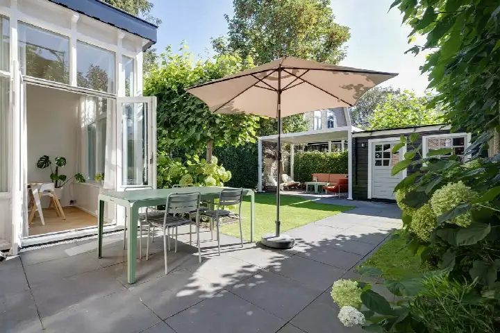 Vrijstaande woning te koop: Koninginnelaan 60, De Parken Apeldoorn
