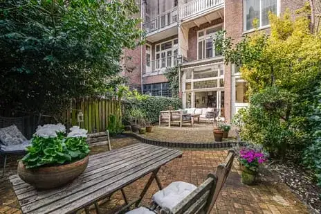 Apartment for sale: Koninginneweg 127H, Valeriusbuurt-Oost Amsterdam