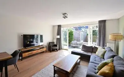 Terraced house for sale: Koninginneweg 58E, Rade, Oranjebuurt, Munniksveen en omgeving Kortenhoef