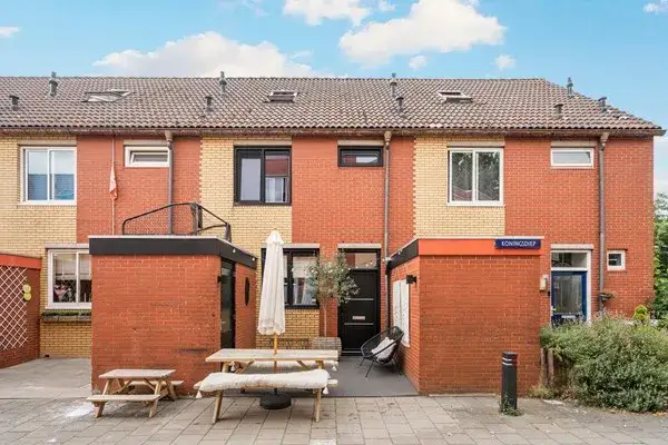 Terraced house for sale: Koningsdiep 51, Kalf Zaandam