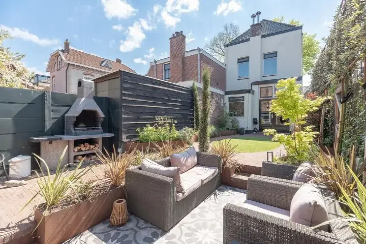 Twee-onder-één-kap te huur: Koningsstraat 56*, Centrum Hilversum