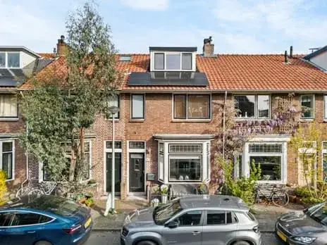 Tussenwoning te koop: Koningstraat 71, Kerkwijk Leiderdorp