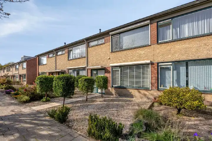 Tussenwoning te koop: Koolmeeshof 12, Nuenen-Zuid Nuenen