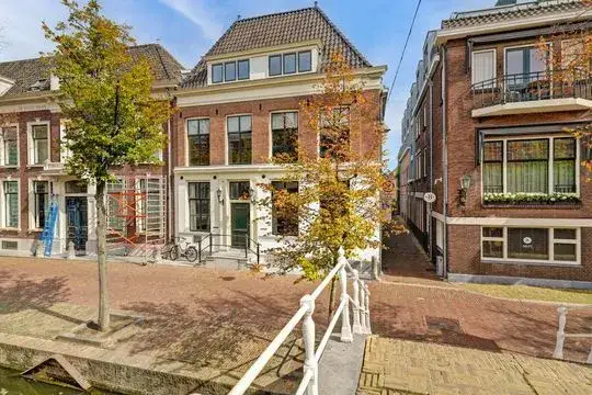 Appartement te huur: Koornmarkt 18A, Centrum Delft