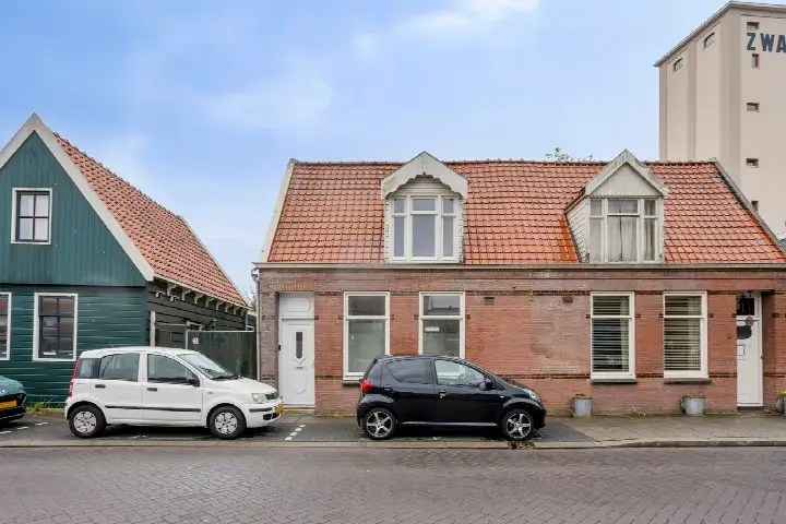 Home for rent: Kopermolenstraat, Rosmolenbuurt West Zaandam