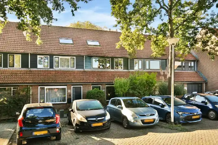Terraced house for sale: Koperslager 72, Morgen Stont Hellevoetsluis