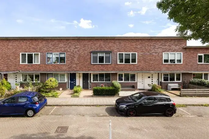 Tussenwoning te koop: Koperslagerstraat 87, Schoonhorst Zwolle