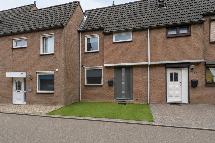 Tussenwoning te koop: Koraalerf 22, Groot Rennemig Heerlen