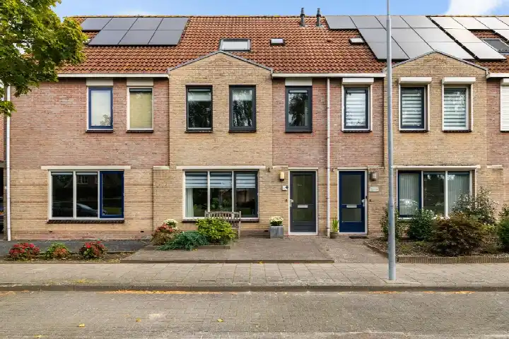 Terraced house for sale: Koraalstoep 71, De Stoepen Assen