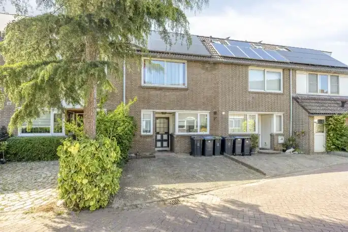 Tussenwoning te koop: Korenaar 90, Wittens Hoeck Hellevoetsluis