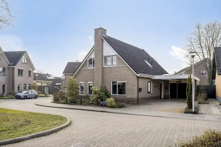 Vrijstaande woning te koop: Korenkamp 47, Dorp Lettele Lettele