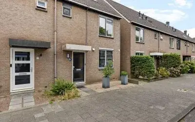 Hoekwoning te koop: Korenmolen 15, Beerendrecht Alphen Aan Den Rijn