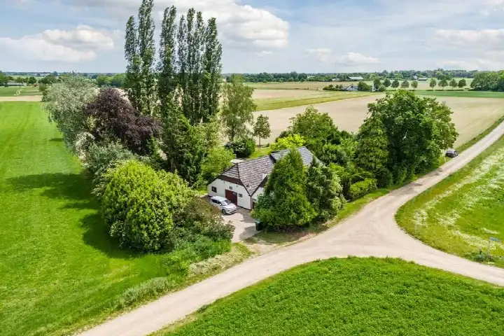 Vrijstaande woning te koop: Korenveld 1, Verspreide huizen Braamt Braamt